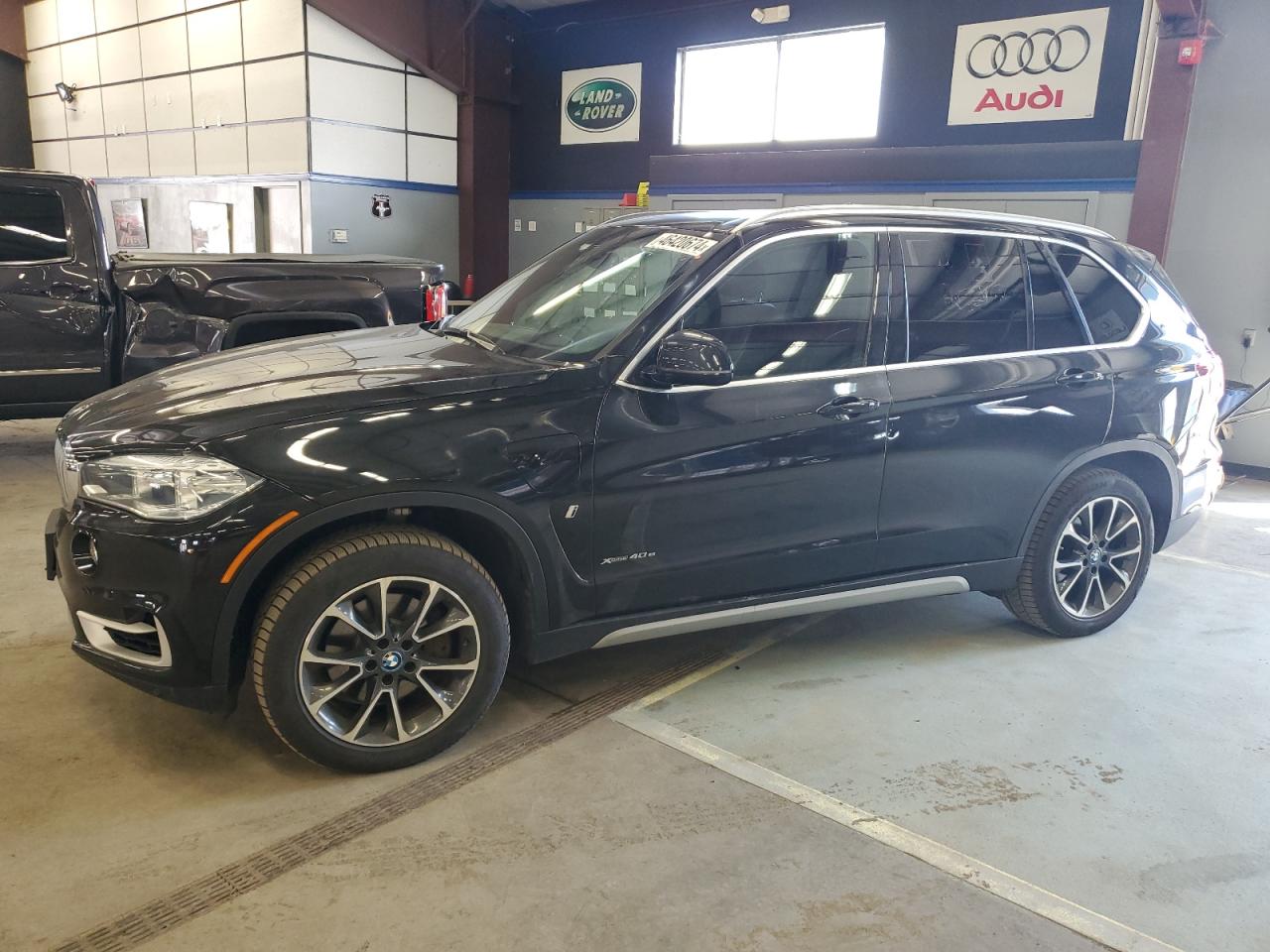 Photo 0 VIN: 5UXKT0C54J0W03329 - BMW X5 