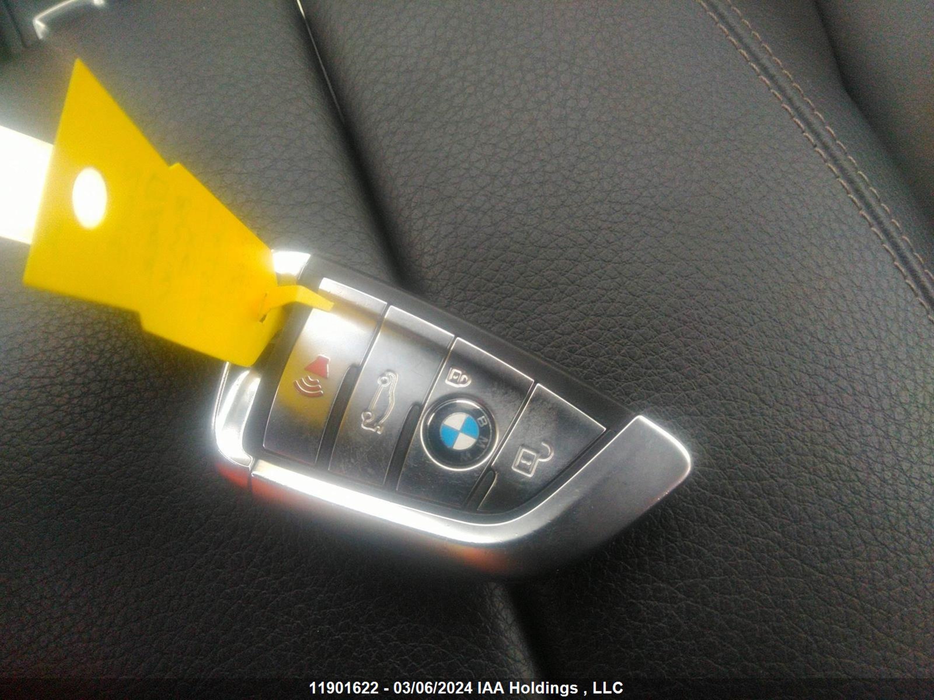 Photo 10 VIN: 5UXKT0C57J0W03938 - BMW X5 