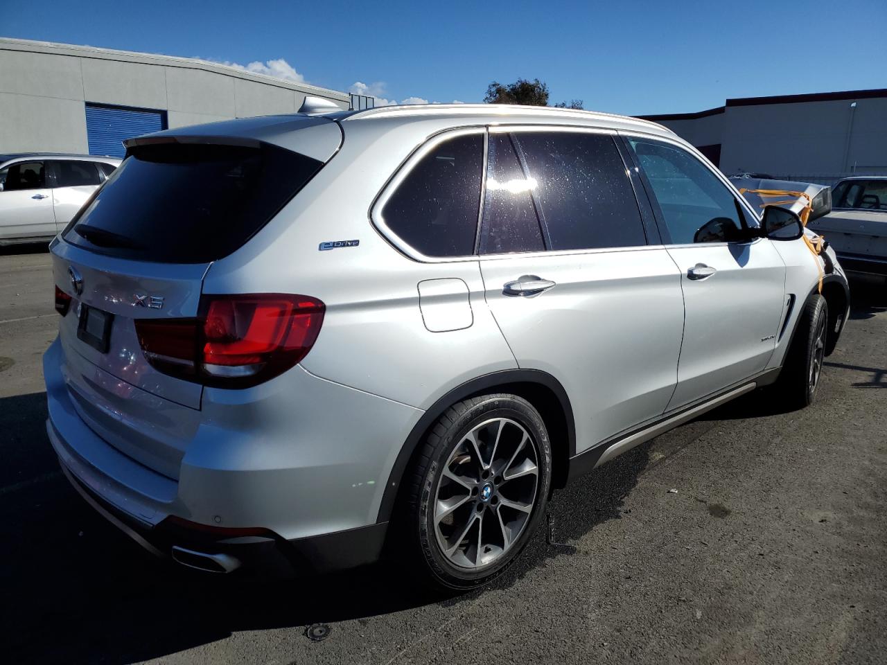 Photo 2 VIN: 5UXKT0C58J0W02071 - BMW X5 