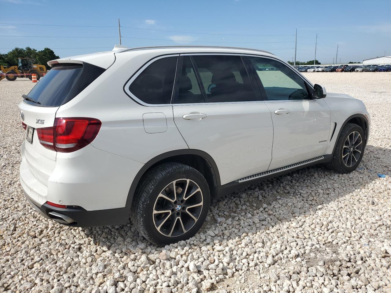 Photo 2 VIN: 5UXKT0C59G0F75104 - BMW X5 