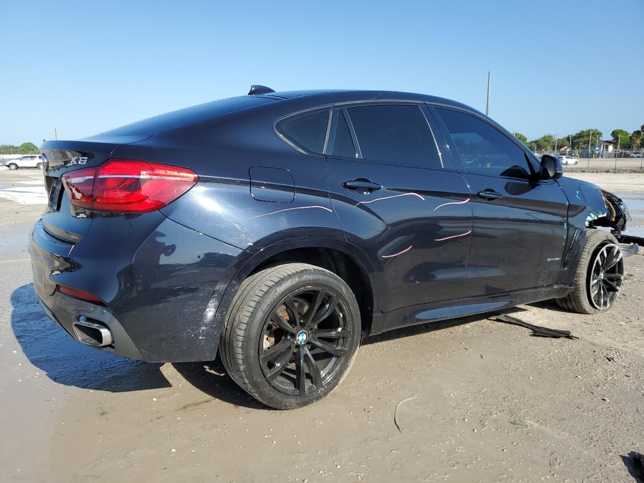 Photo 2 VIN: 5UXKU0C52J0G80913 - BMW X6 