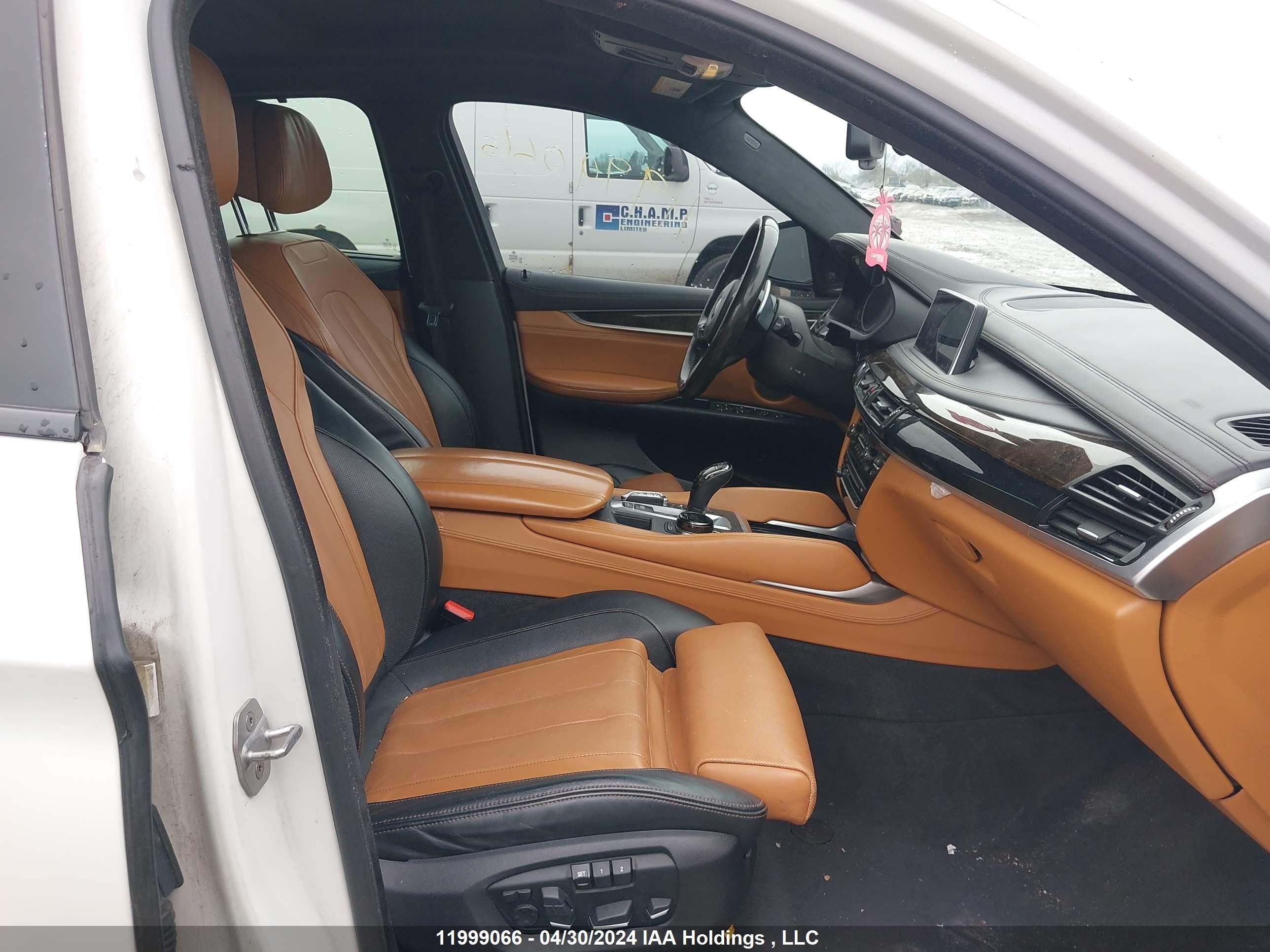 Photo 4 VIN: 5UXKU2C50J0X48506 - BMW X6 