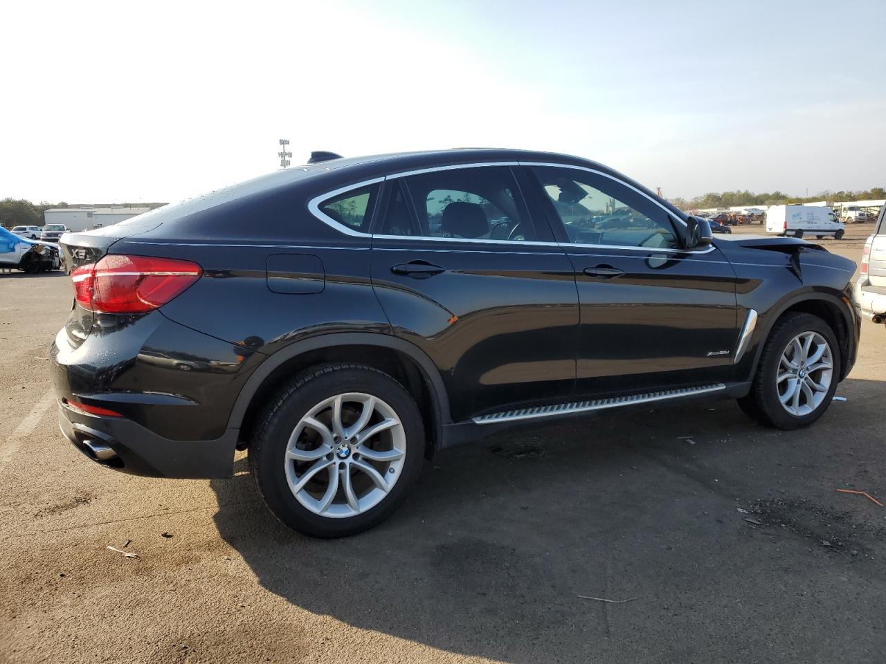 Photo 2 VIN: 5UXKU2C53F0F95758 - BMW X6 