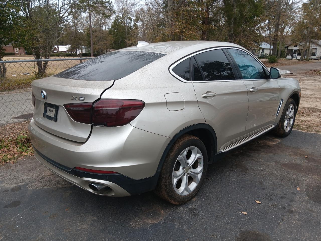 Photo 3 VIN: 5UXKU2C54F0F96420 - BMW X6 