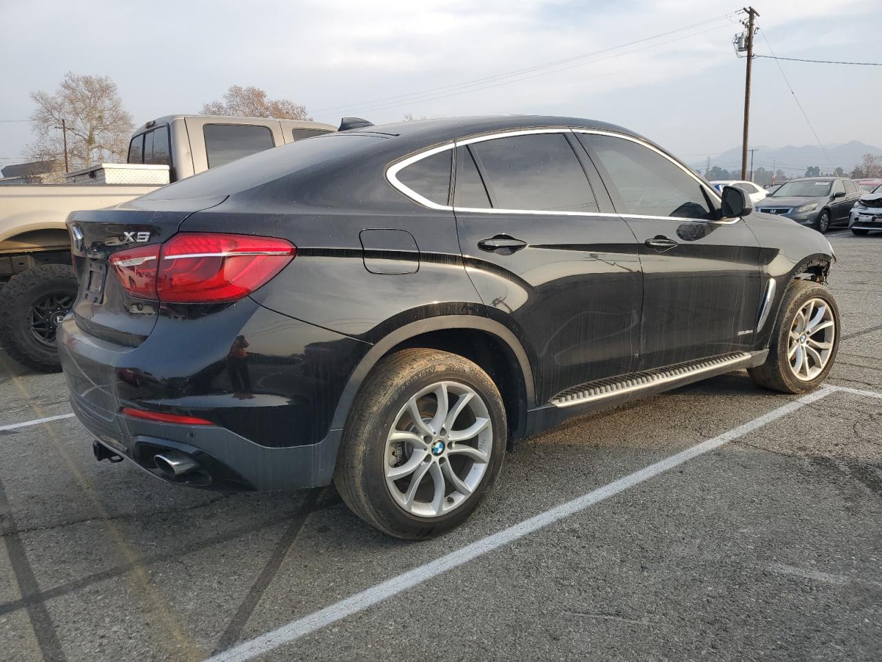 Photo 2 VIN: 5UXKU2C55F0F96295 - BMW X6 