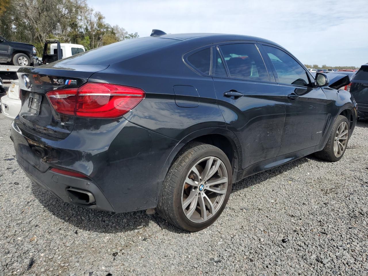 Photo 2 VIN: 5UXKU6C50G0R33915 - BMW X6 