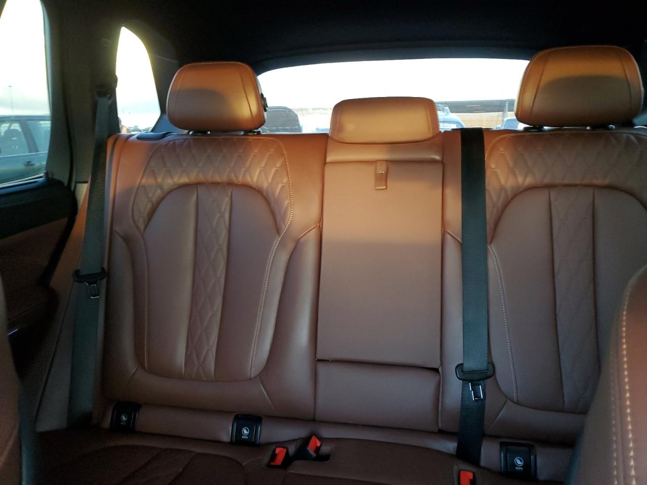 Photo 9 VIN: 5UXTA6C01P9N46092 - BMW X5 