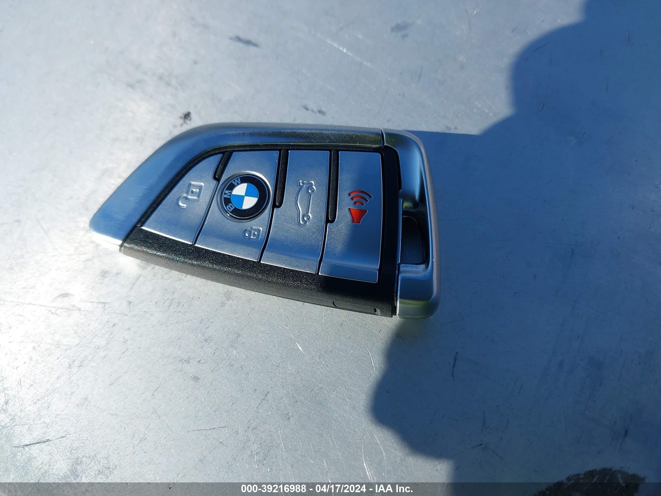 Photo 10 VIN: 5UXTR7C50KLF24075 - BMW X3 