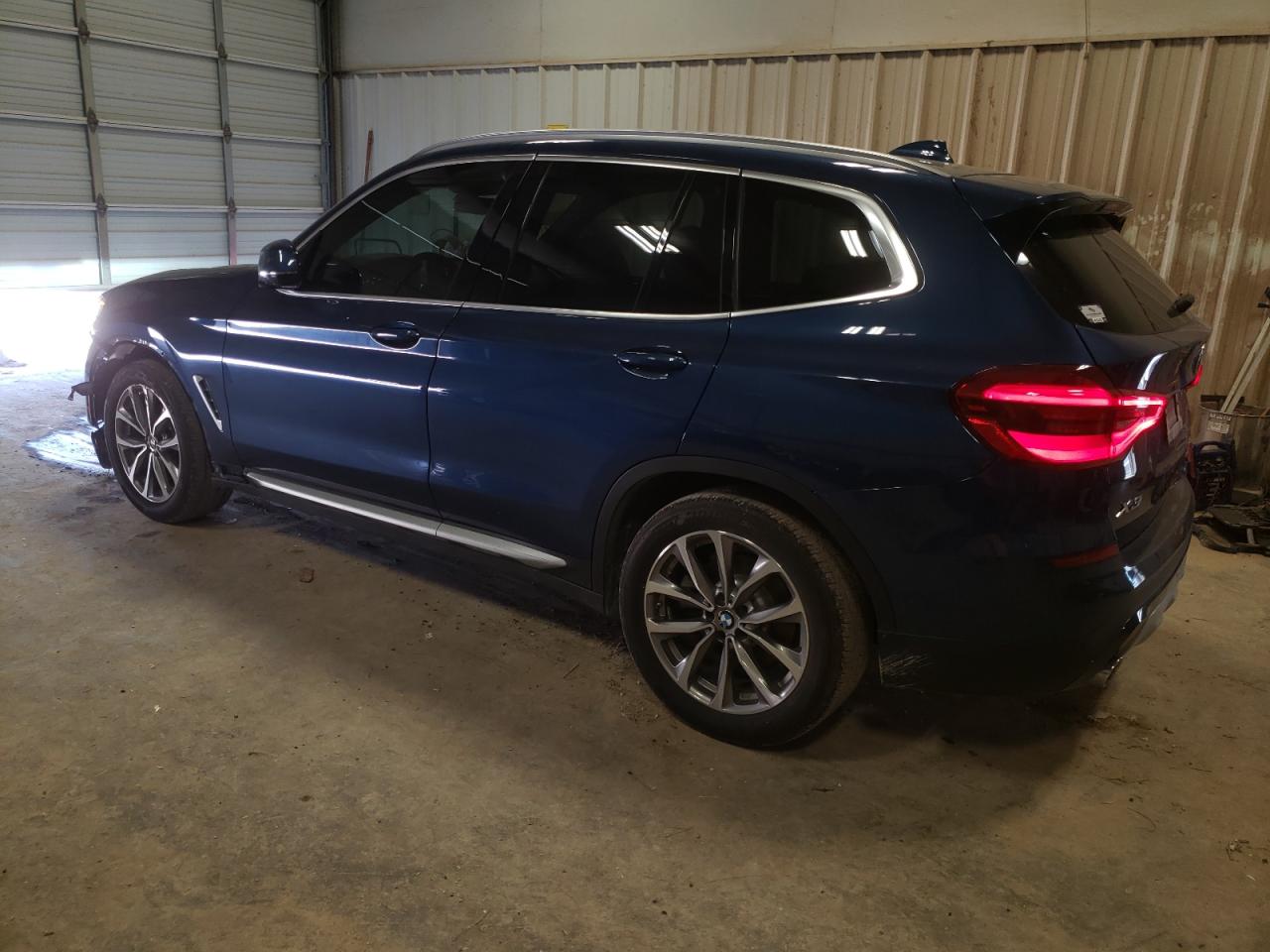 Photo 1 VIN: 5UXTR7C51KLF31519 - BMW X3 