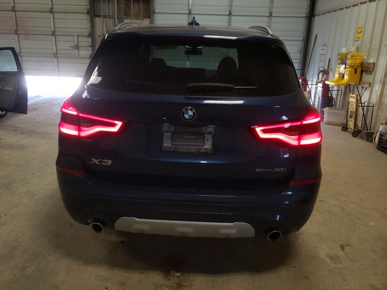 Photo 5 VIN: 5UXTR7C51KLF31519 - BMW X3 