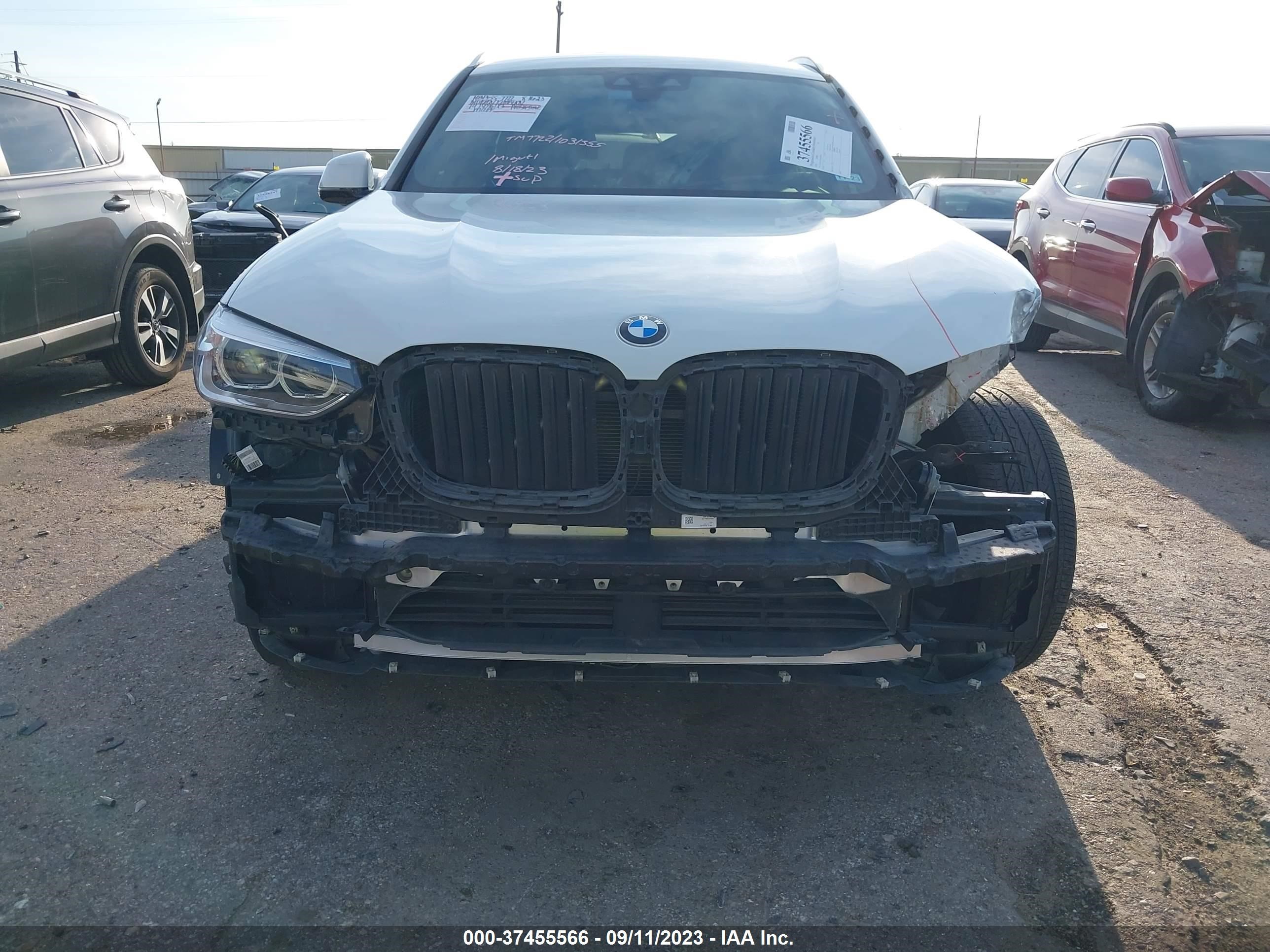 Photo 5 VIN: 5UXTR7C51KLR39743 - BMW X3 