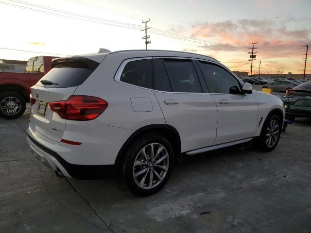 Photo 2 VIN: 5UXTR7C51KLR45090 - BMW X3 