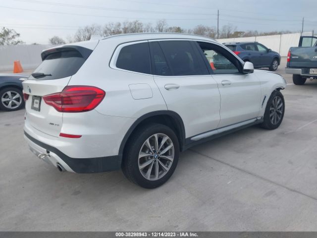 Photo 3 VIN: 5UXTR7C55KLR44931 - BMW X3 