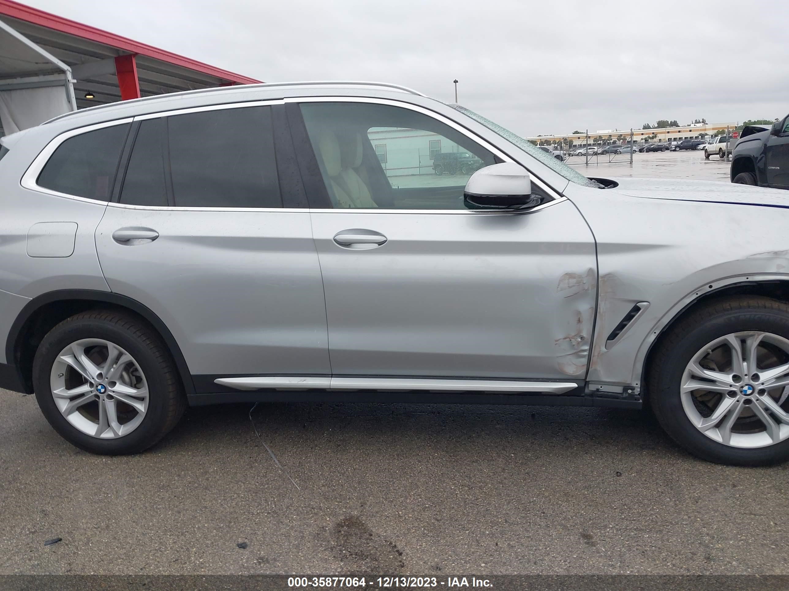 Photo 12 VIN: 5UXTR7C55KLR48512 - BMW X3 