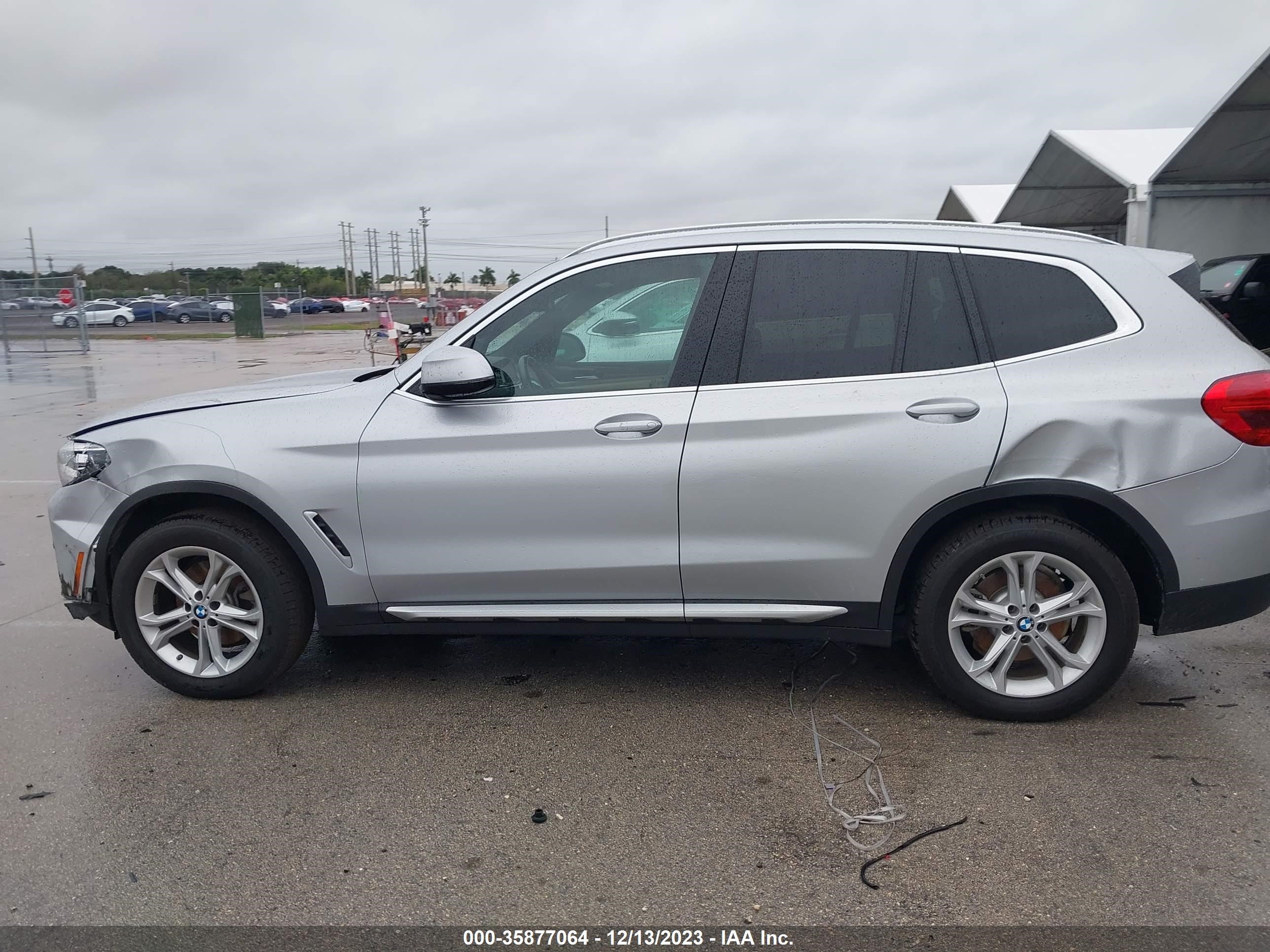 Photo 13 VIN: 5UXTR7C55KLR48512 - BMW X3 