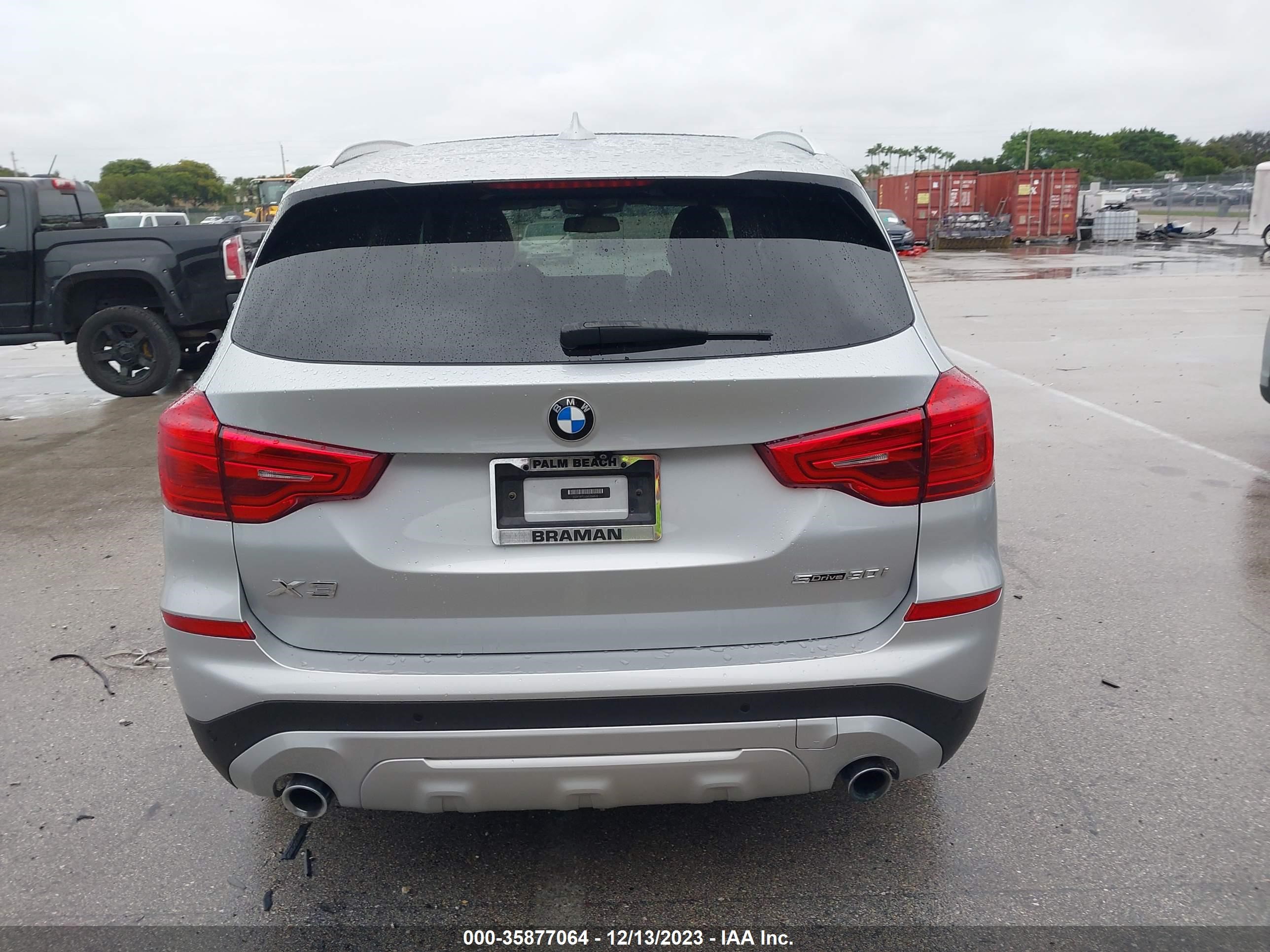 Photo 14 VIN: 5UXTR7C55KLR48512 - BMW X3 