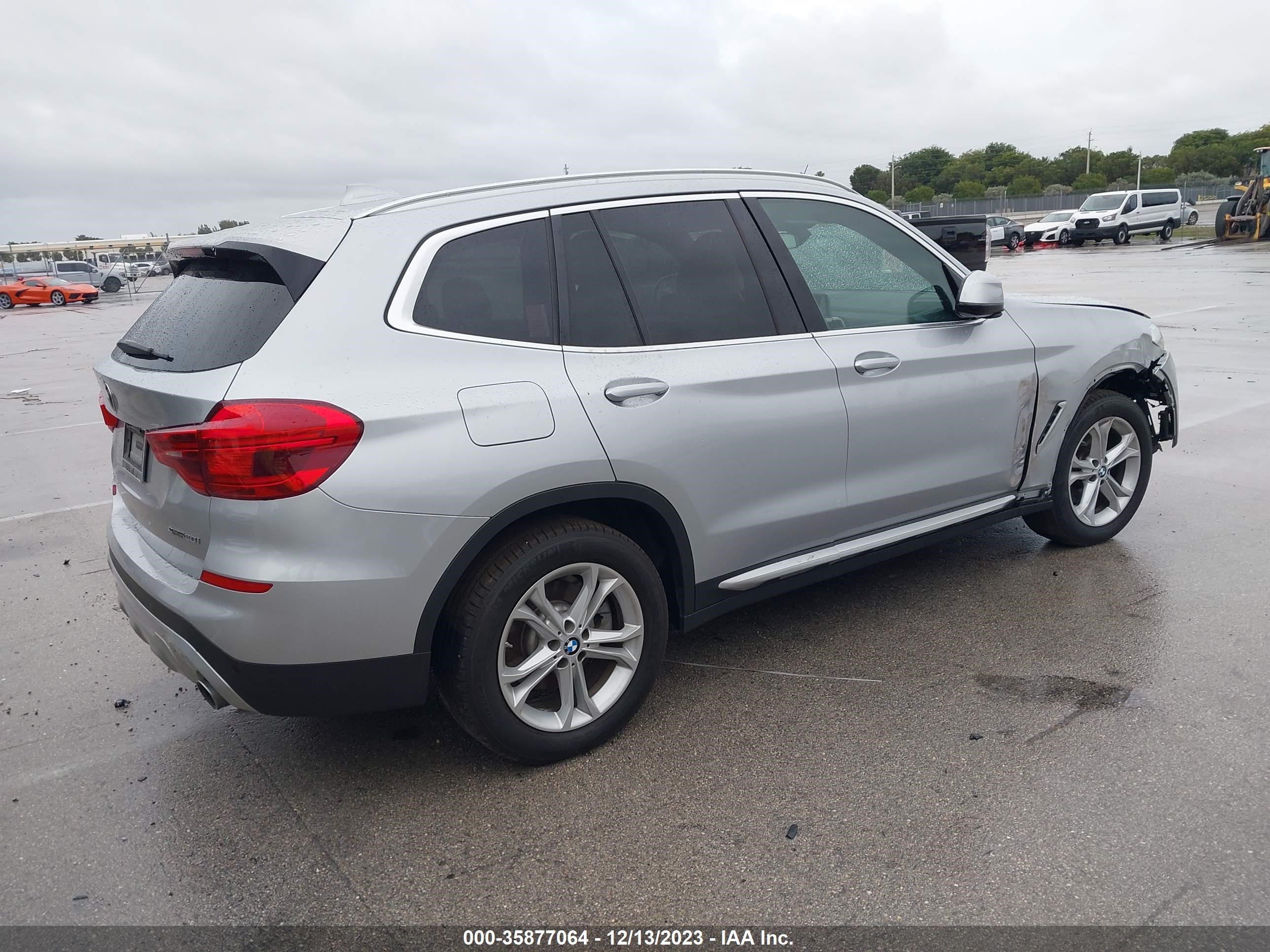 Photo 3 VIN: 5UXTR7C55KLR48512 - BMW X3 