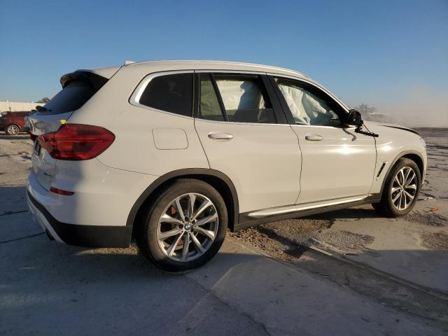 Photo 2 VIN: 5UXTR7C56KLE97822 - BMW X3 SDRIVE3 