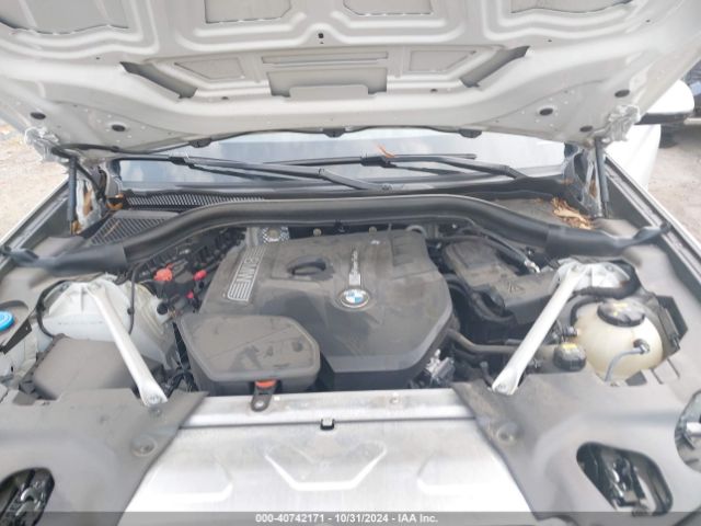 Photo 9 VIN: 5UXTR7C57KLF30049 - BMW X3 