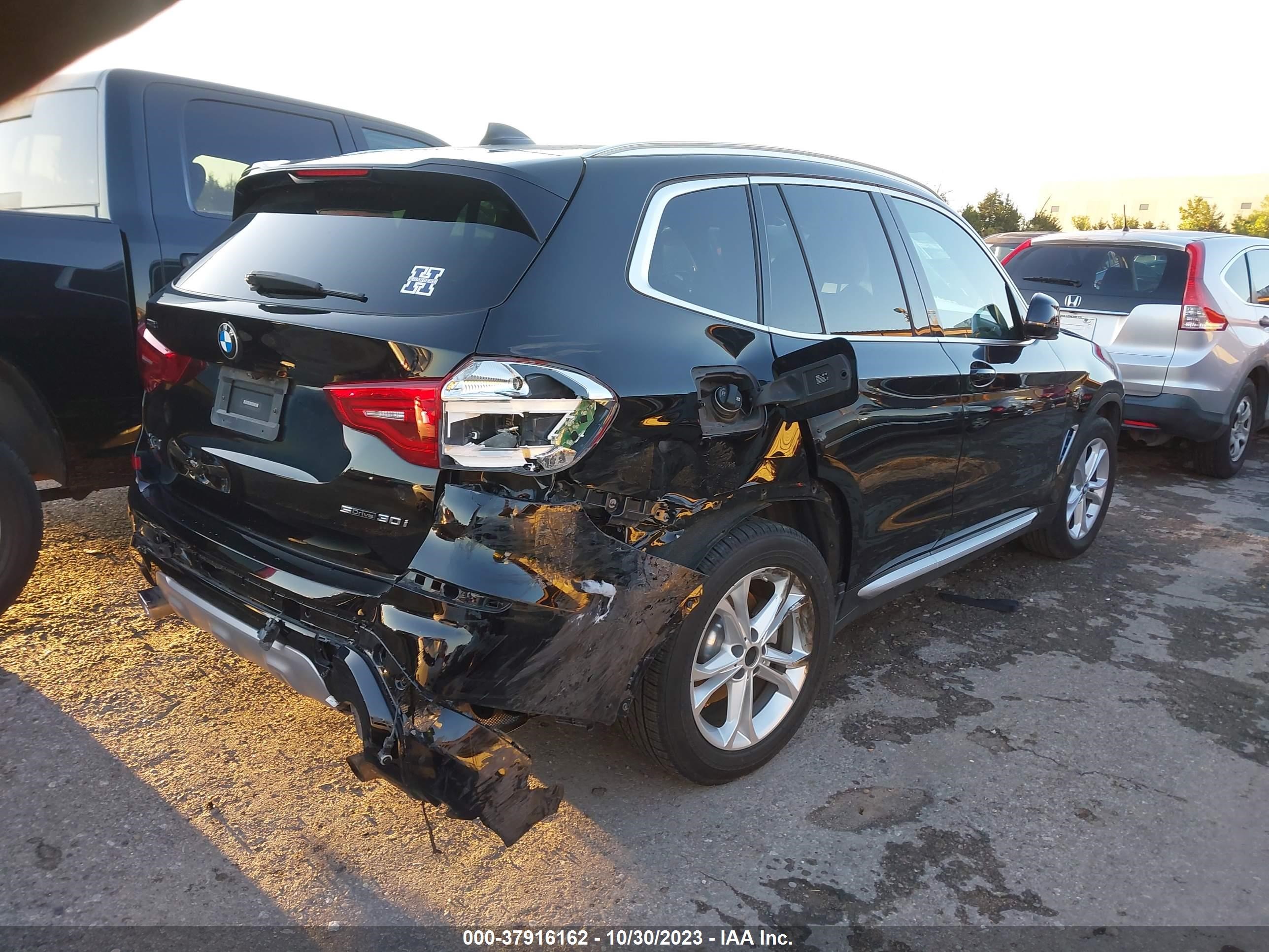 Photo 3 VIN: 5UXTR7C57KLR53453 - BMW X3 