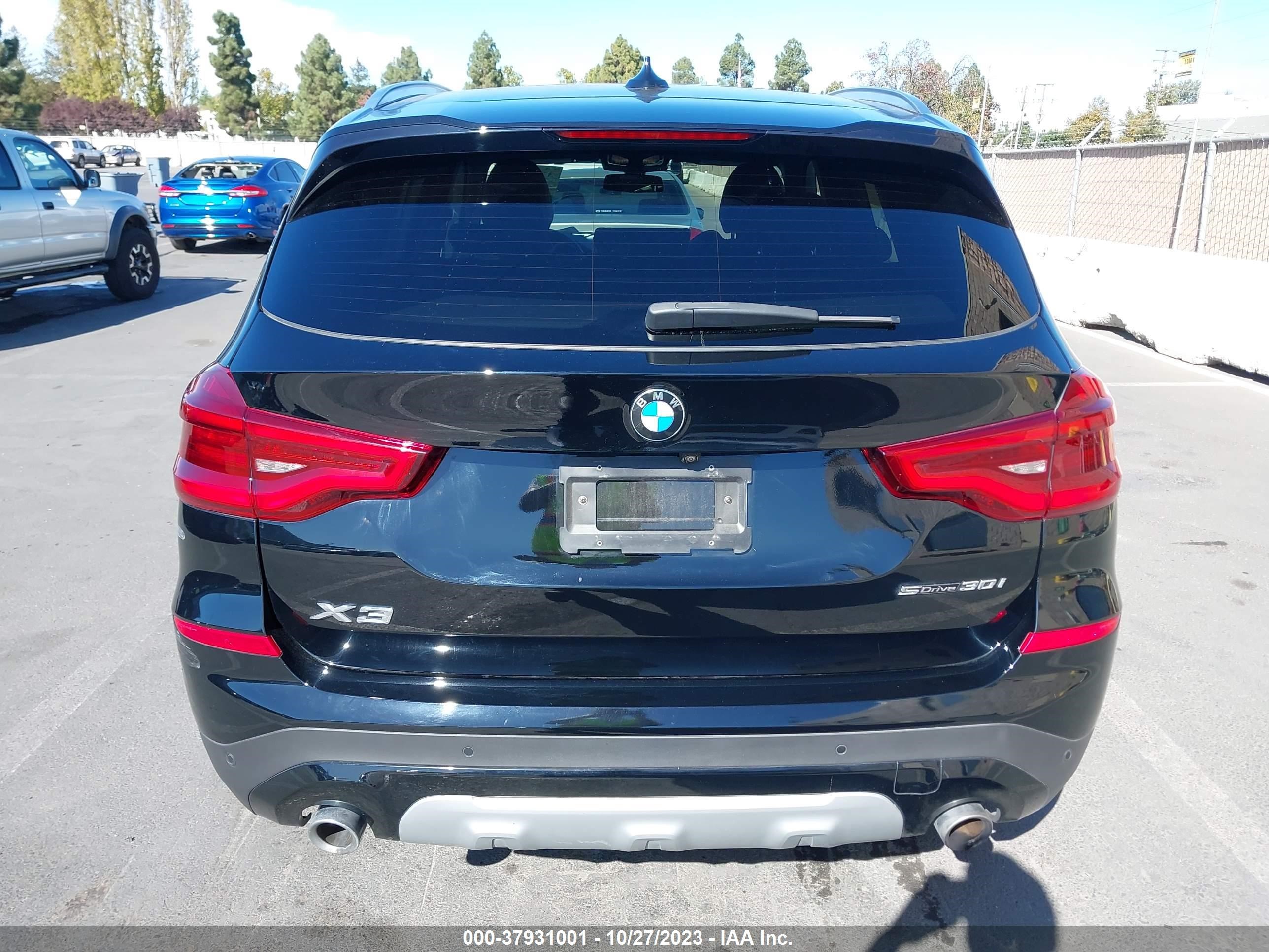 Photo 15 VIN: 5UXTR7C58KLF34711 - BMW X3 