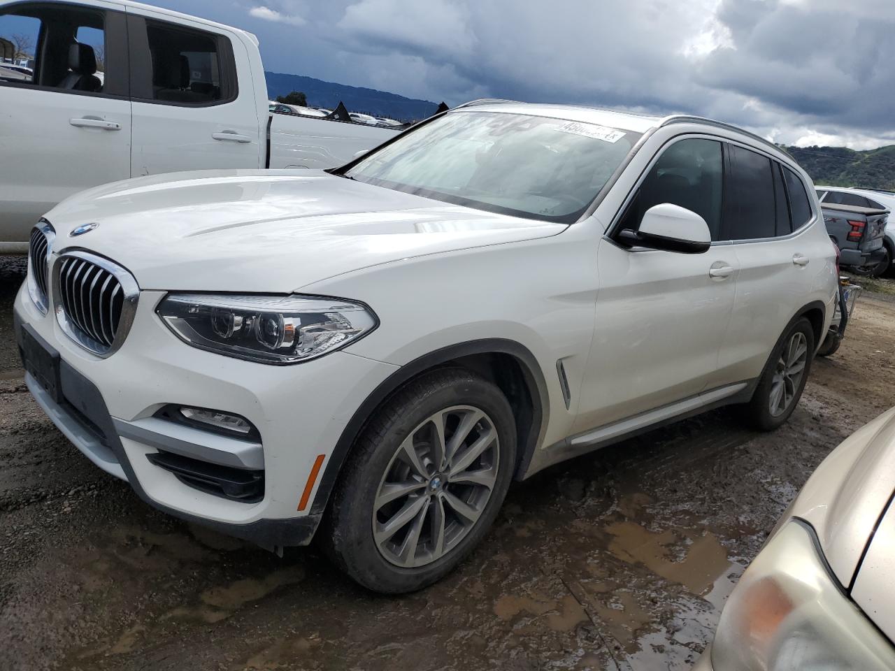 Photo 0 VIN: 5UXTR7C59KLE98429 - BMW X3 