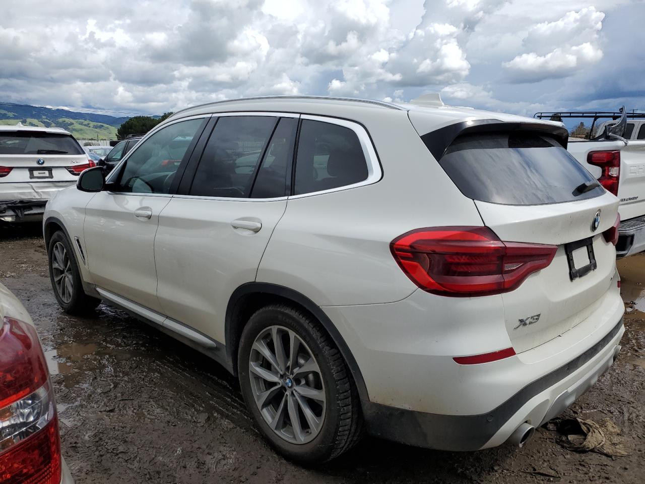 Photo 1 VIN: 5UXTR7C59KLE98429 - BMW X3 