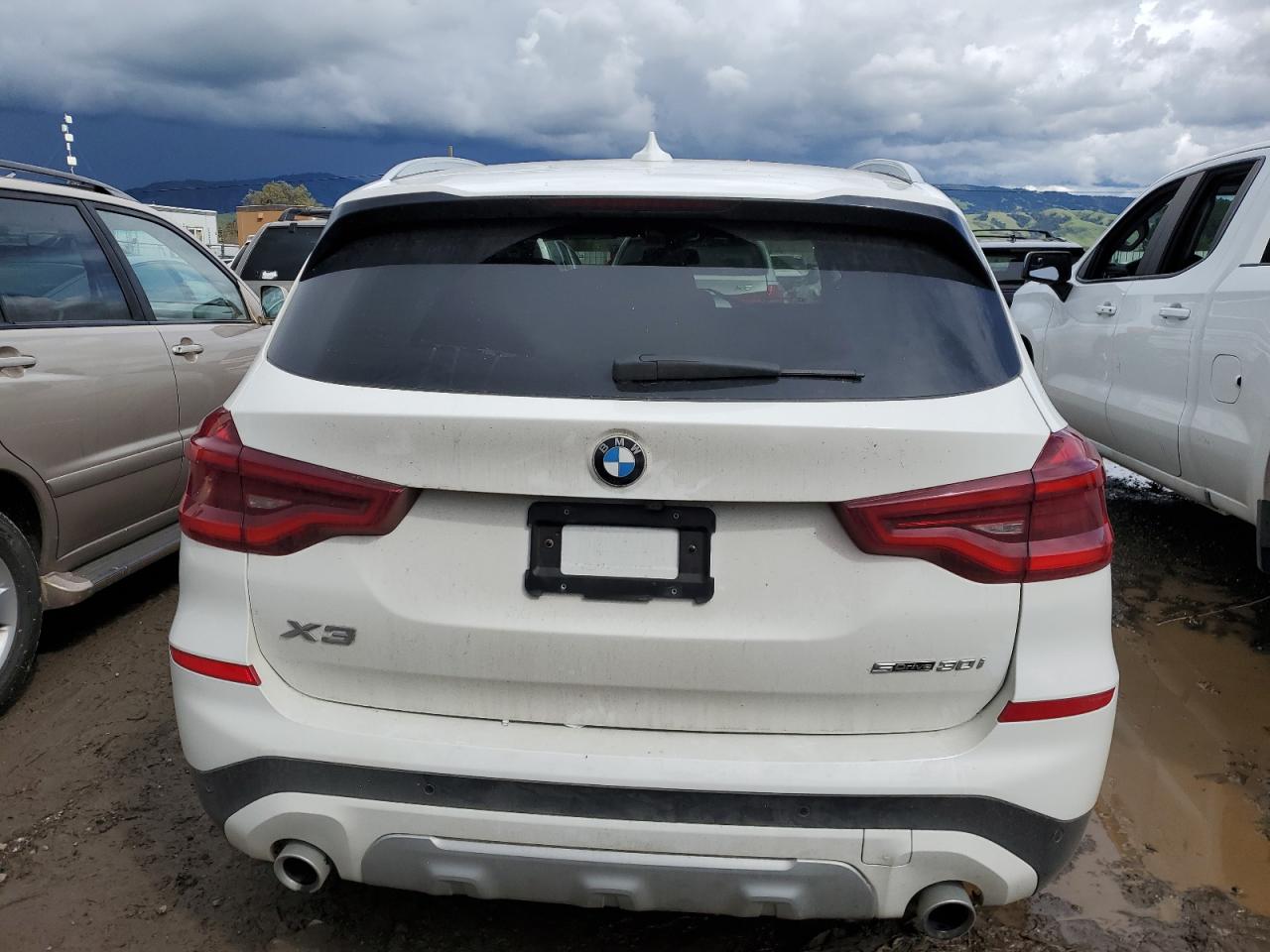 Photo 5 VIN: 5UXTR7C59KLE98429 - BMW X3 