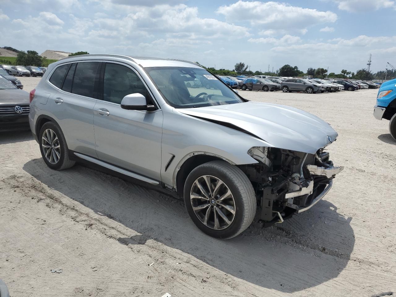 Photo 3 VIN: 5UXTR7C59KLF26097 - BMW X3 