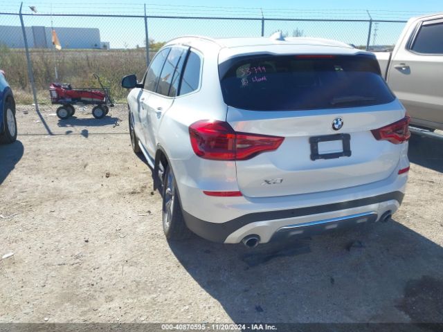 Photo 2 VIN: 5UXTR7C59KLF30814 - BMW X3 