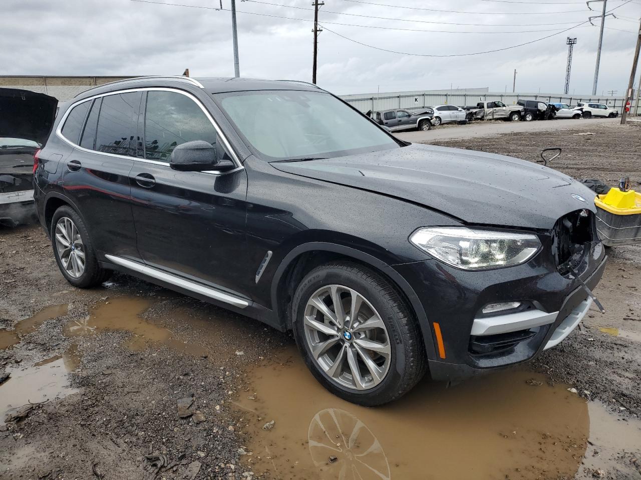 Photo 3 VIN: 5UXTR7C5XKLR49798 - BMW X3 