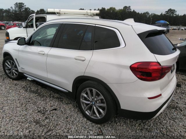 Photo 2 VIN: 5UXTR9C50JLD60692 - BMW X3 