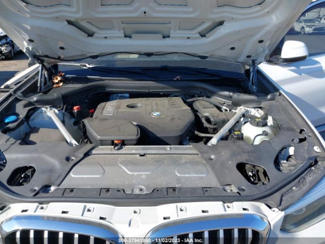 Photo 9 VIN: 5UXTR9C50JLD72759 - BMW X3 