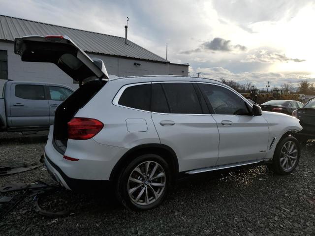 Photo 2 VIN: 5UXTR9C51JLC69415 - BMW X3 