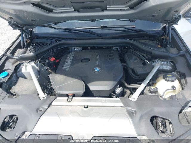 Photo 9 VIN: 5UXTR9C51JLD57445 - BMW X3 