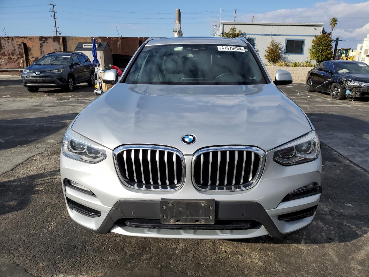 Photo 4 VIN: 5UXTR9C51JLD62340 - BMW X3 