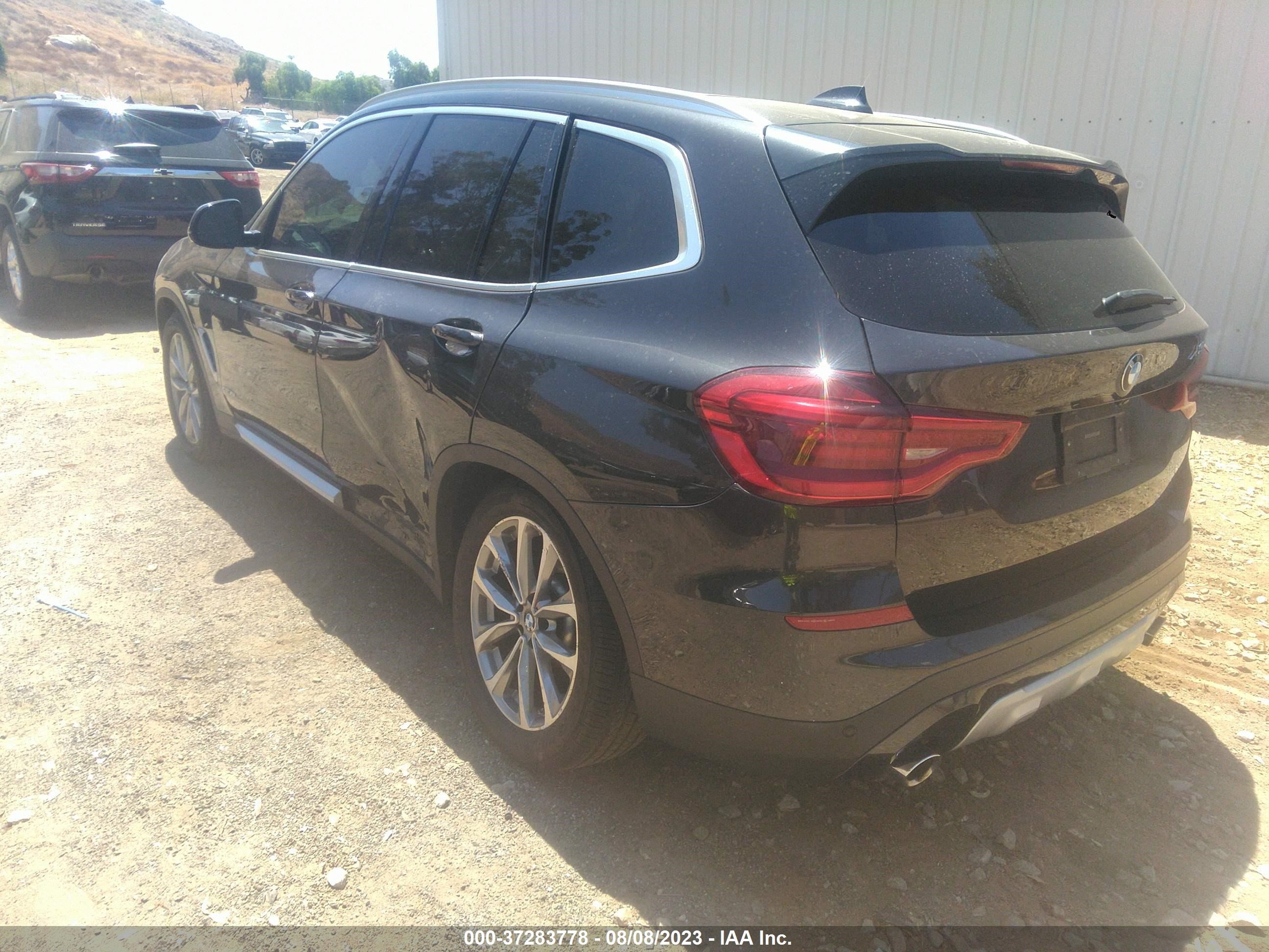 Photo 2 VIN: 5UXTR9C53JLC82232 - BMW X3 