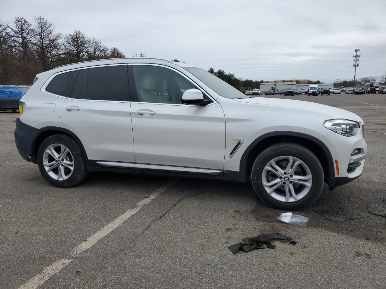 Photo 3 VIN: 5UXTR9C53KLE13564 - BMW X3 