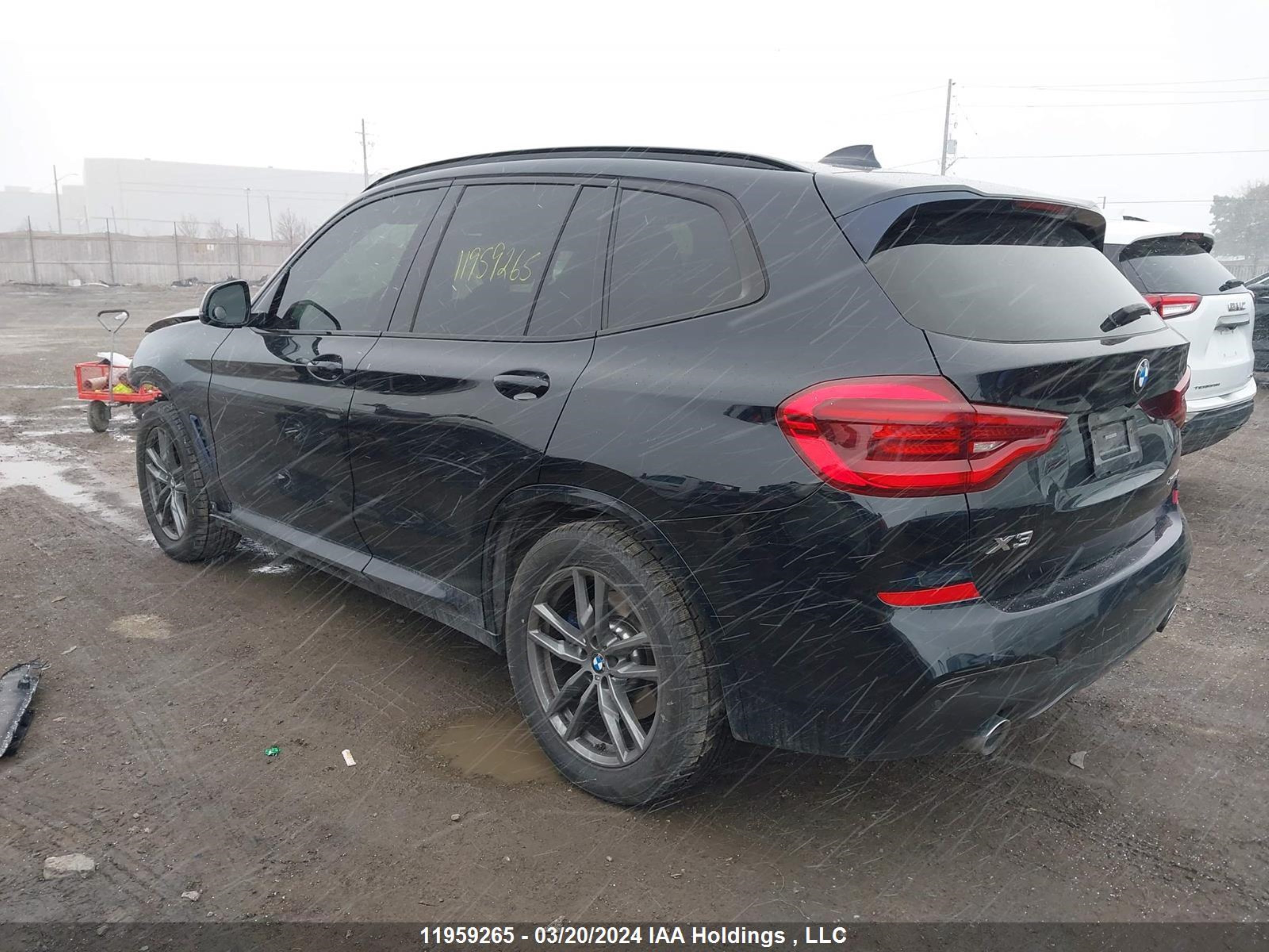 Photo 2 VIN: 5UXTR9C54KLR06229 - BMW X3 