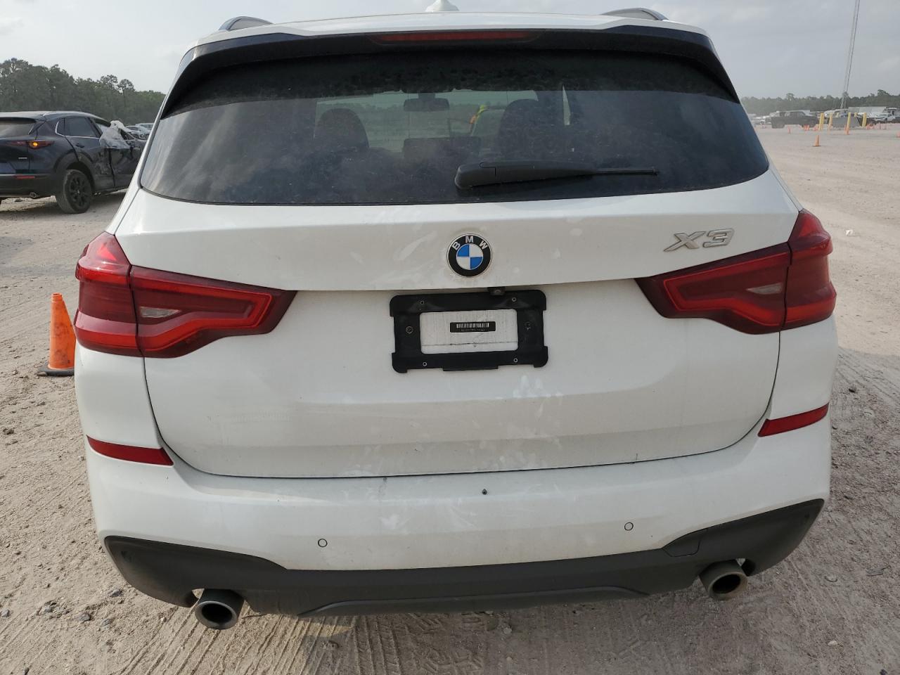 Photo 5 VIN: 5UXTR9C55JLC72656 - BMW X3 