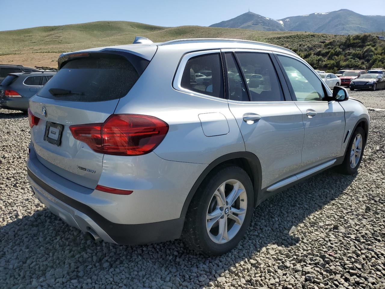 Photo 2 VIN: 5UXTR9C56JLD74158 - BMW X3 