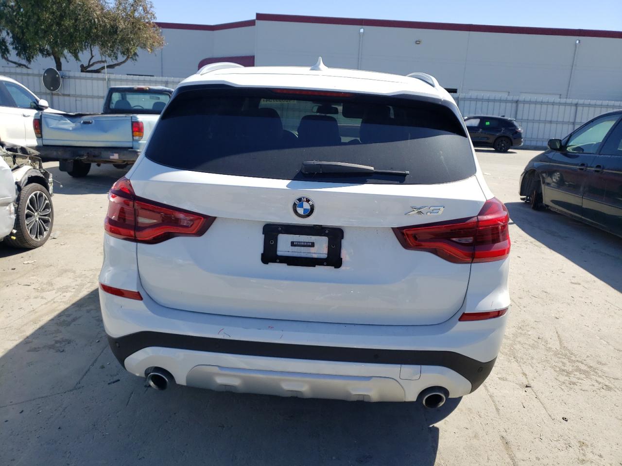 Photo 5 VIN: 5UXTR9C57JLC76014 - BMW X3 