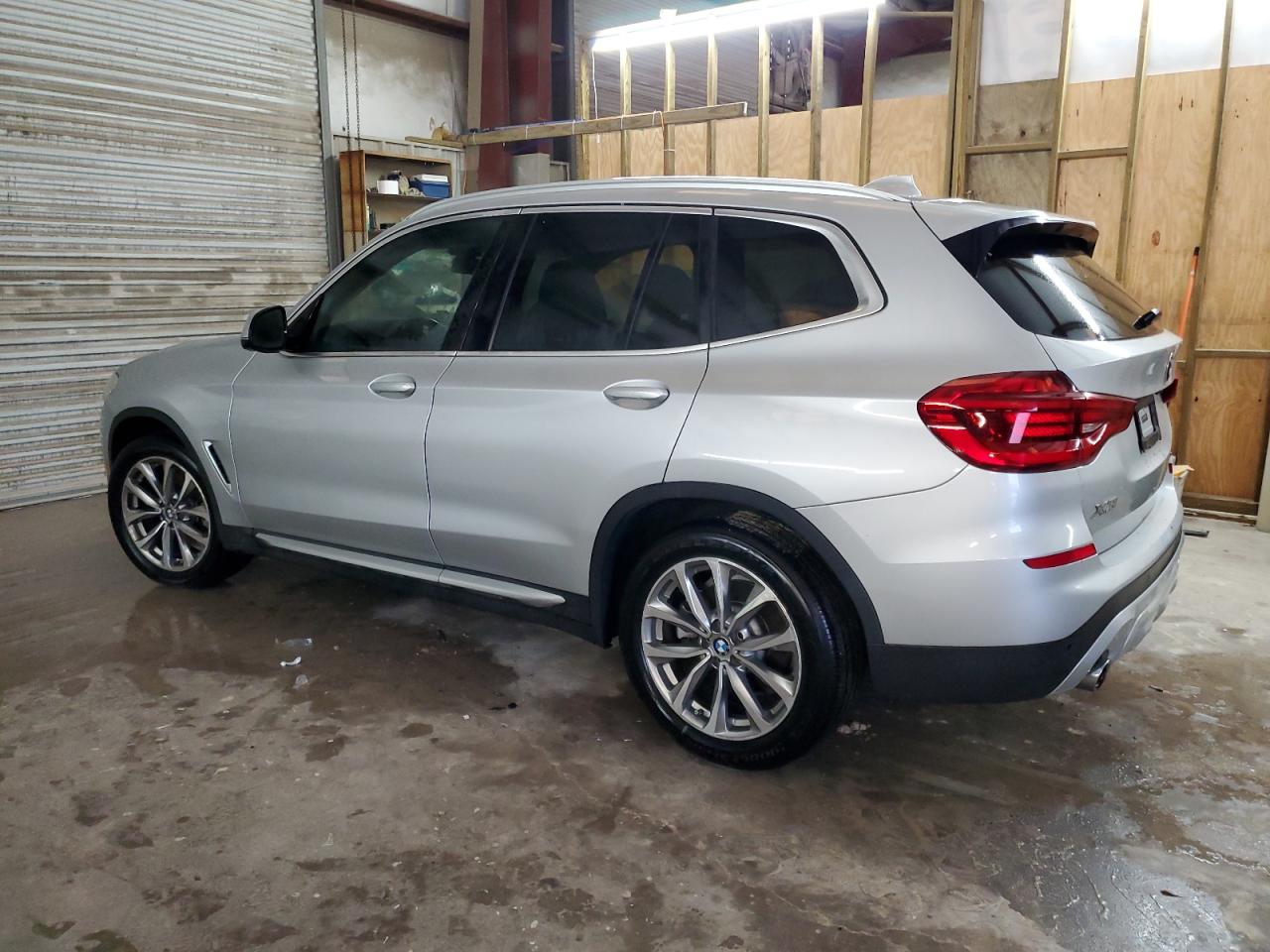 Photo 1 VIN: 5UXTR9C58JLD68474 - BMW X3 