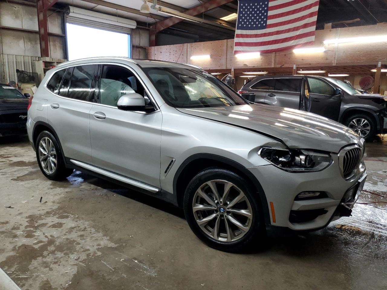 Photo 3 VIN: 5UXTR9C58JLD68474 - BMW X3 