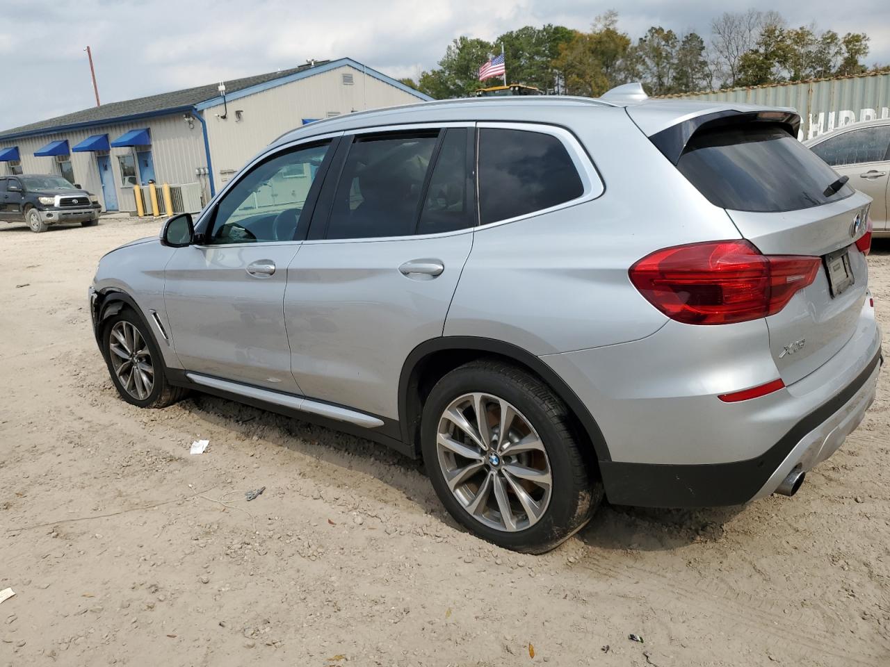 Photo 1 VIN: 5UXTR9C59KLR08803 - BMW X3 