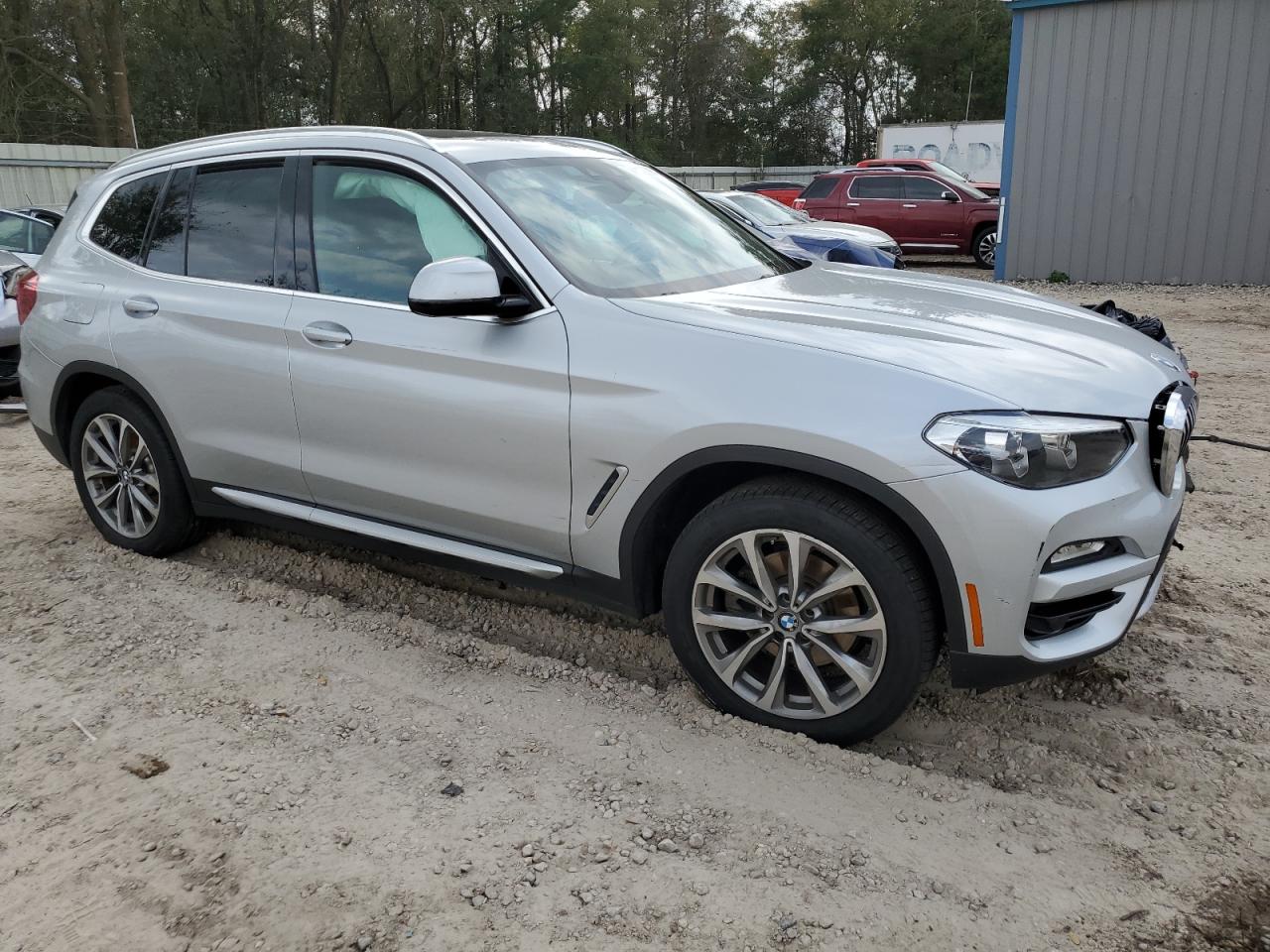 Photo 3 VIN: 5UXTR9C59KLR08803 - BMW X3 