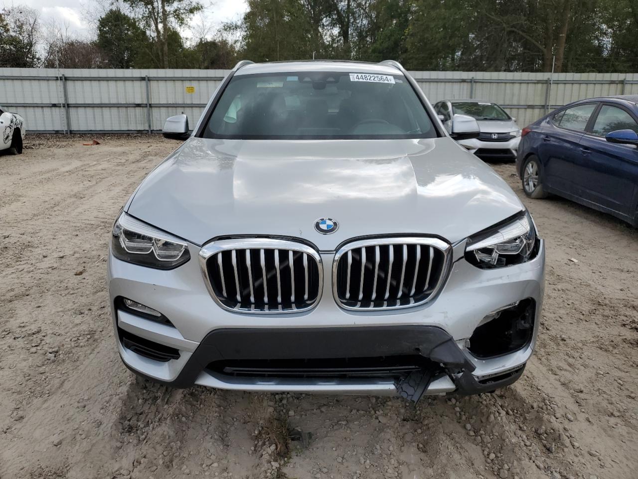 Photo 4 VIN: 5UXTR9C59KLR08803 - BMW X3 