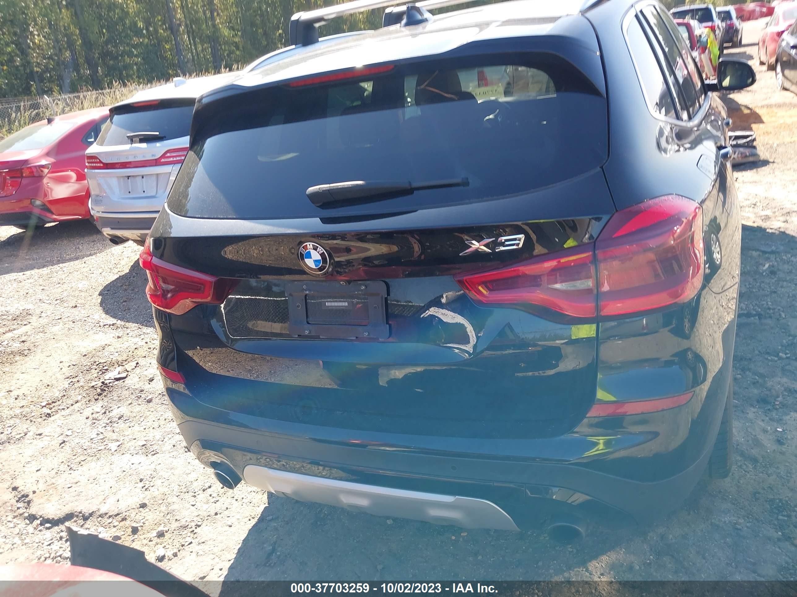 Photo 16 VIN: 5UXTR9C5XJLA44670 - BMW X3 