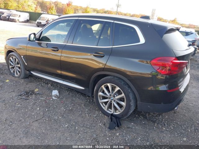 Photo 2 VIN: 5UXTR9C5XJLD73546 - BMW X3 