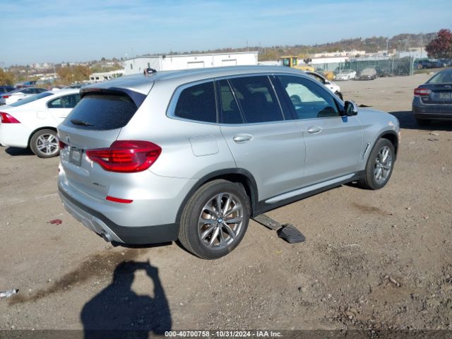 Photo 3 VIN: 5UXTR9C5XKLP77428 - BMW X3 